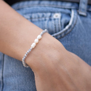 Sparkling Pearl Bracelet